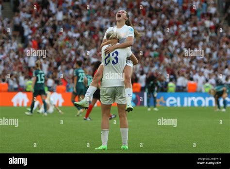 Alessia Russo And Ella Toone Celebrate Winning Uefa Womens Euro Final