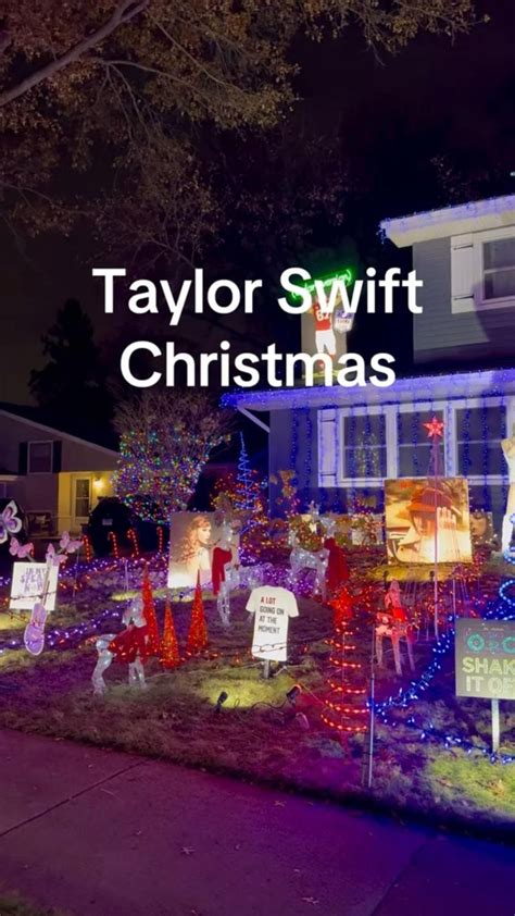 Taylor Swift Christmas 🎄🎤🎶 | Taylor swift christmas, Taylor swift hair ...