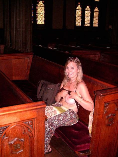 Naked Women In Church XXGASM