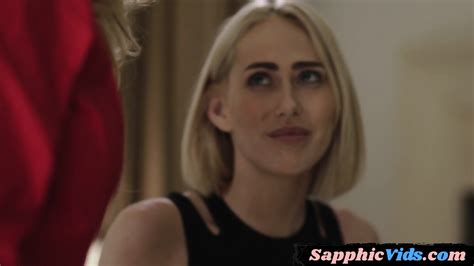 Sapphic Blonde Queening And Tribbing MILF