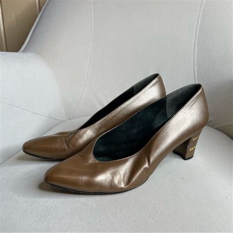 Stuart Weitzman Shoes Vintage Stuart Weitzman Bronze Metallic 65