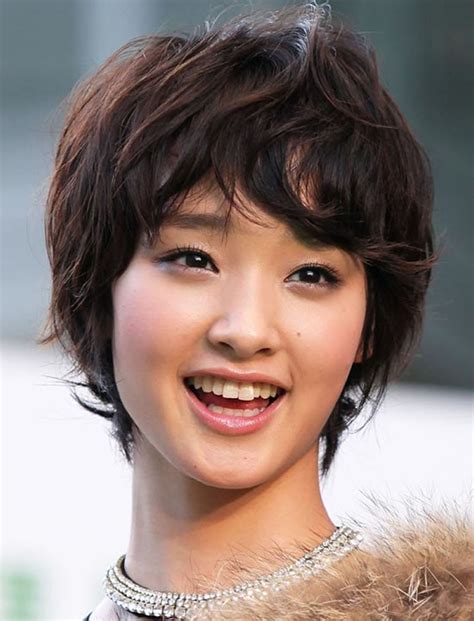 Short Hairstyle 2021 Asian Wavy Haircut