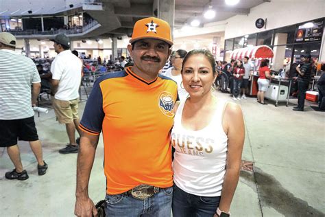 Photos Laredoans Turn Out To Dance The Night Away In The Border Nightlife