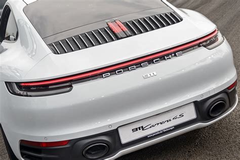 全新第八代porsche 911售價663萬起在台上市、經典融合創新科技再現傳奇！ Yahoo奇摩汽車機車