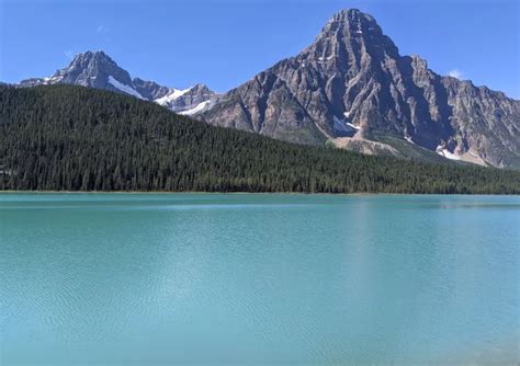 15 Prettiest Lakes in Alberta (To Visit At Least Once in Your Life)