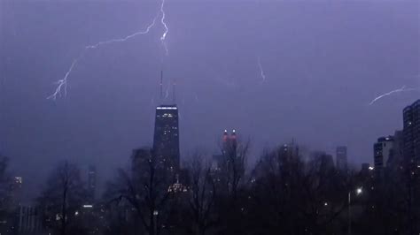 Reports Of Tornadoes As Chicago Area Is Hit By Severe Storms The New