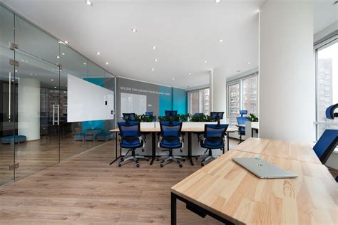 Create Bright And Airy Workspace With Glass Partitions Office Work Design