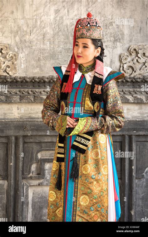 Mongolian Traditional Costume