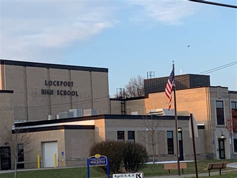 Anonymous threat leads to closure of Lockport High School | News 4 Buffalo