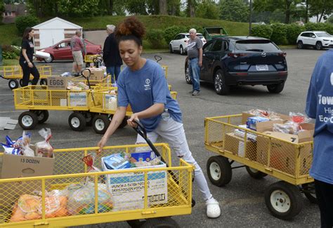 Finding out exactly what time does sally's open at your local mall