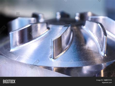 Impeller Pump Pumping Image & Photo (Free Trial) | Bigstock