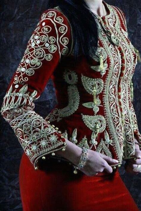 Karakou Alg Rois Algeriantraditionaldresses Alg Rie Algeria