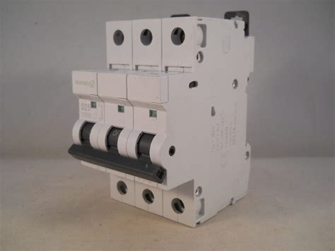 MEM MCB 25 Triple Pole 3 Phase Breaker Type D 25A D25 Memshield 2