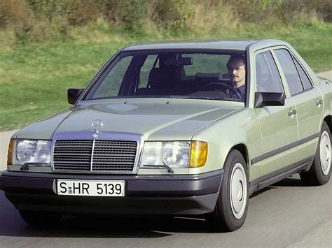 Mercedes-Benz W124, E-Class Pertama Dengan Penjualan Paling, 45% OFF