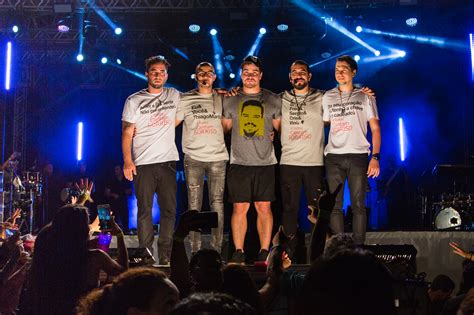 Sorriso Maroto Em Salvador 3