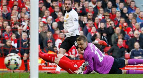 Manchester United Ganó 2 1 A Liverpool Con Doblete De Juan Mata Por La