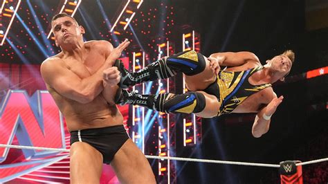 Chad Gable Shocks Gunther With A Count Out Victory Raw Highlights Aug