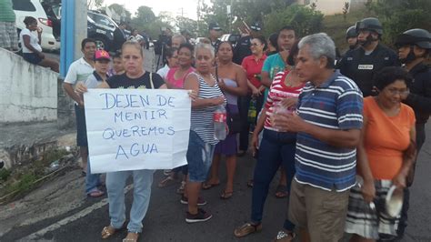 Nuevamente Protestan Por Falta De Agua En La 7 De Septiembre Critica