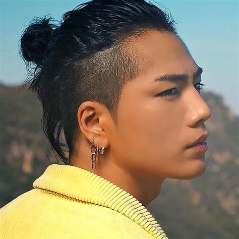 Latest Trendy Asian And Korean Hairstyles For Men 2019 Artofit