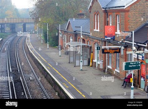 Wandsworth common station hi-res stock photography and images - Alamy