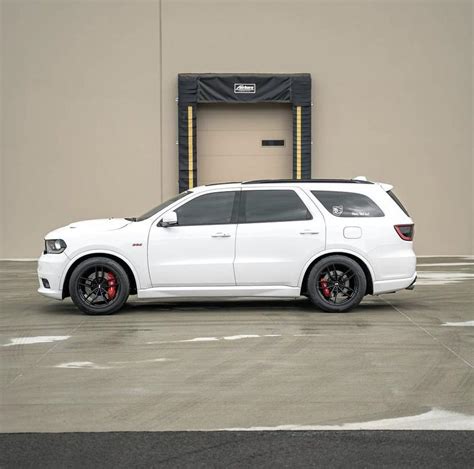 20 Inch Variant Krypton Gloss Piano Black On A 2018 Dodge Durango Srt Element Wheels