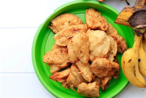 Premium Photo Top View Homemade Banana Fritter Or Pisang Goreng Or