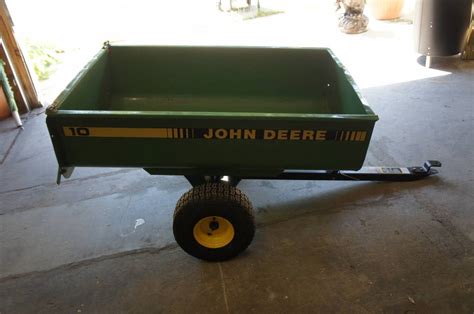 John Deere Pull Behind