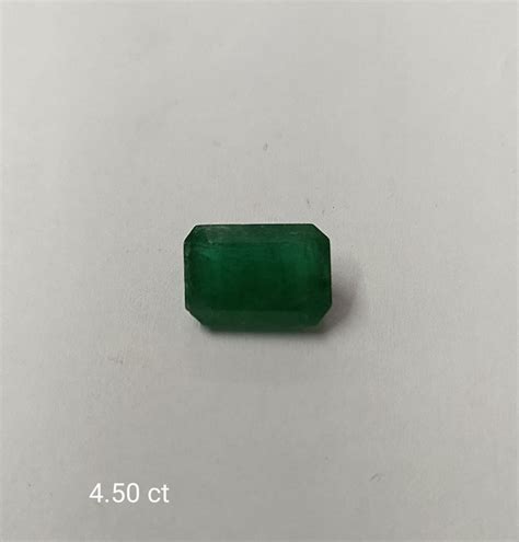 Green Zambian Emerald Panna Octogan Shape Astrology Gemstone Ct At