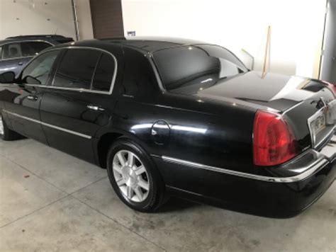 Used 2011 Lincoln Town Car Executive L For Sale In Madison Wi Ws