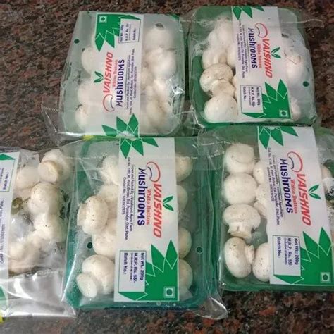 Maharashtra Button Mushroom Packaging Type Packet Packaging Size