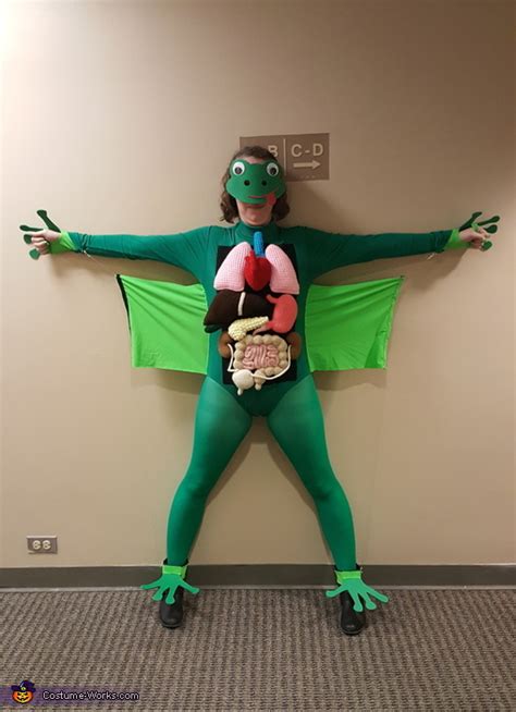 A Dissected Frog Costume | No-Sew DIY Costumes