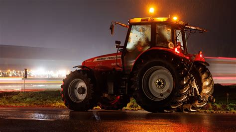 Trecker Protest Der Landwirte Wesertunnel Bei Bremerhaven Wieder Frei