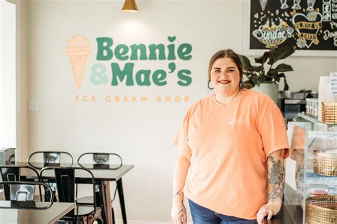 Bennie And Maes Ice Cream Shop Business Leader