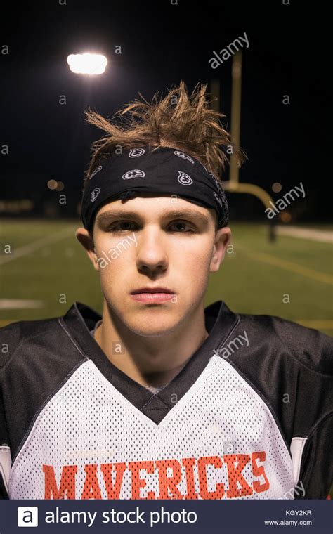 Boy On Shoulders Football Hi Res Stock Photography And Images Alamy