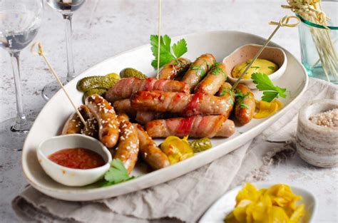 cocktail sausages 3 ways - Lost in Food