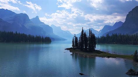 Spirit island, Maligne lake, Alberta, trees, clouds, sky, canada ...