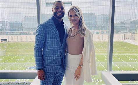 Look: NFL World Reacts To Dak Prescott Girlfriend Vacation Photos - The ...