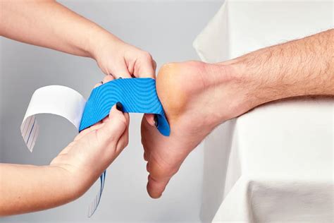 How to Tape a Bruised Heel – Discover 5 Easy Ways - Runner's Goal