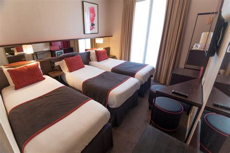 Chambres Single à Triple Hôtel Charing Cross à Paris 8e