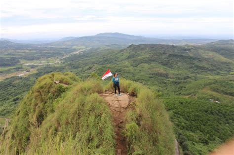 Michelle's Trip: GUNUNG BATU