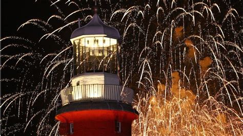 More Than 3k Fireworks Set For Cromer New Year S Day Show BBC News