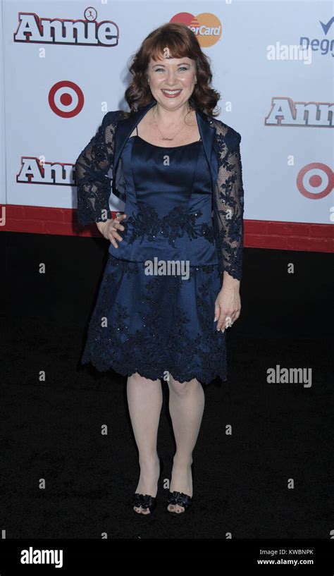 Annie Aileen Quinn Hi Res Stock Photography And Images Alamy