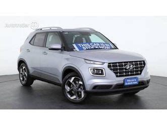 HYUNDAI VENUE 2022 Hyundai Venue Elite Black Sunroof Qx V4 My22