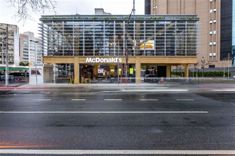 Mcdonald's Avenida Das Torres - McDonald's São Paulo Takes Green Strides: Inaugurates First Wooden ...
