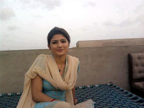 Hd Simple Wallpapers Hot Pakistani Girls