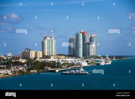 View of Biscayne Bay in Miami Florida Stock Photo - Alamy