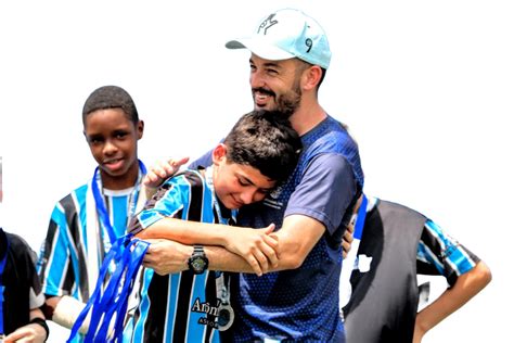 Escolas De Futebol Do Gr Mio Porto Alegre