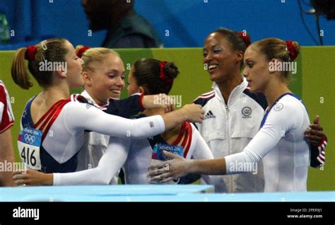 The United States Team Congratulate Mohini Bhardwaj Center After She