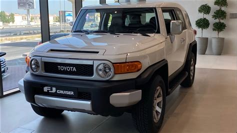 Toyota FJ Cruiser 2022 SUV 4WD 5 DOORS It Has Craziest Visors Doors