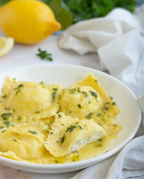 Ravioli Ricotta E Limone Sfizioso Primo Semplice E Fresco